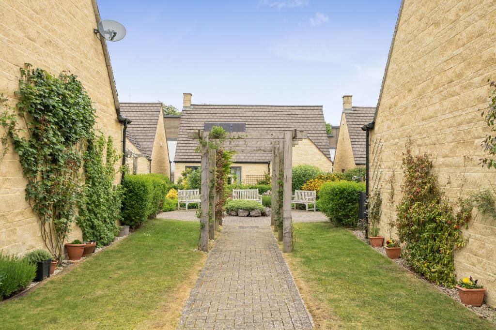 Additional image 15 of 1 bed flat for saleWatson Place, Chipping Norton OX7