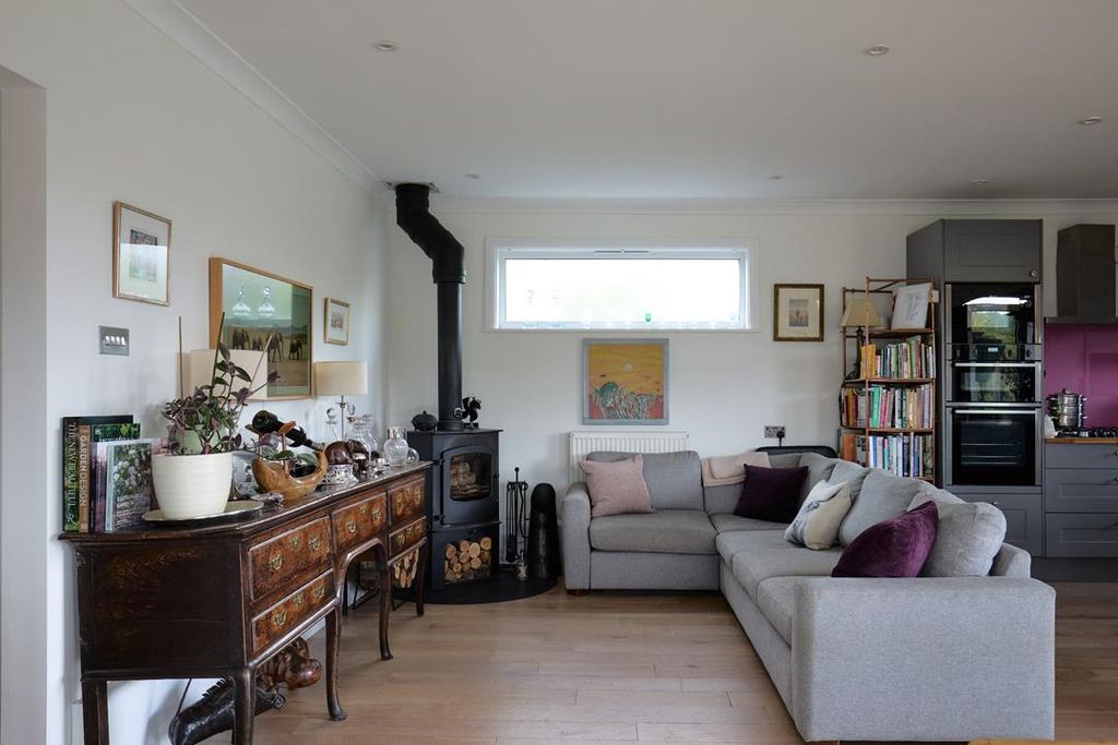 Additional image 5 of 2 bed detached house for saleLaleham Reach, Chertsey KT16