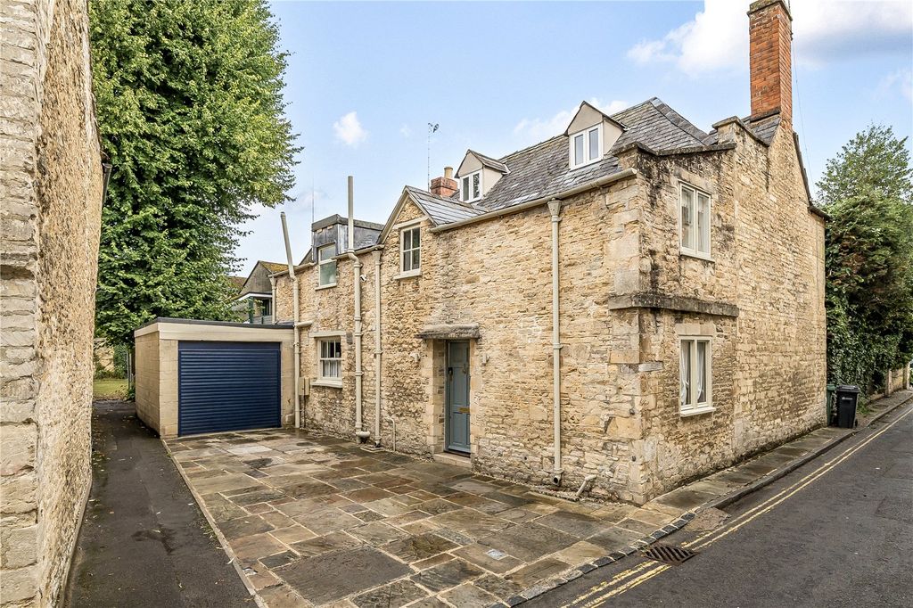 Additional image 13 of 4 bed link detached house for saleCoxwell Street, Cirencester, Gloucestershire GL7