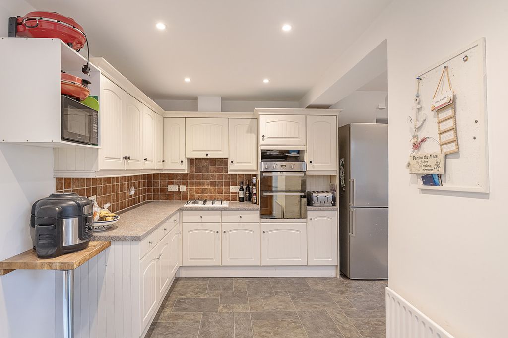 Additional image 11 of 5 bed detached house for saleLycrome Road, Chesham HP5