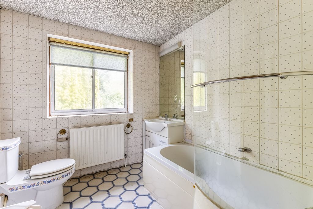 Additional image 21 of 7 bed detached house for saleRuxbury Road, Chertsey KT16