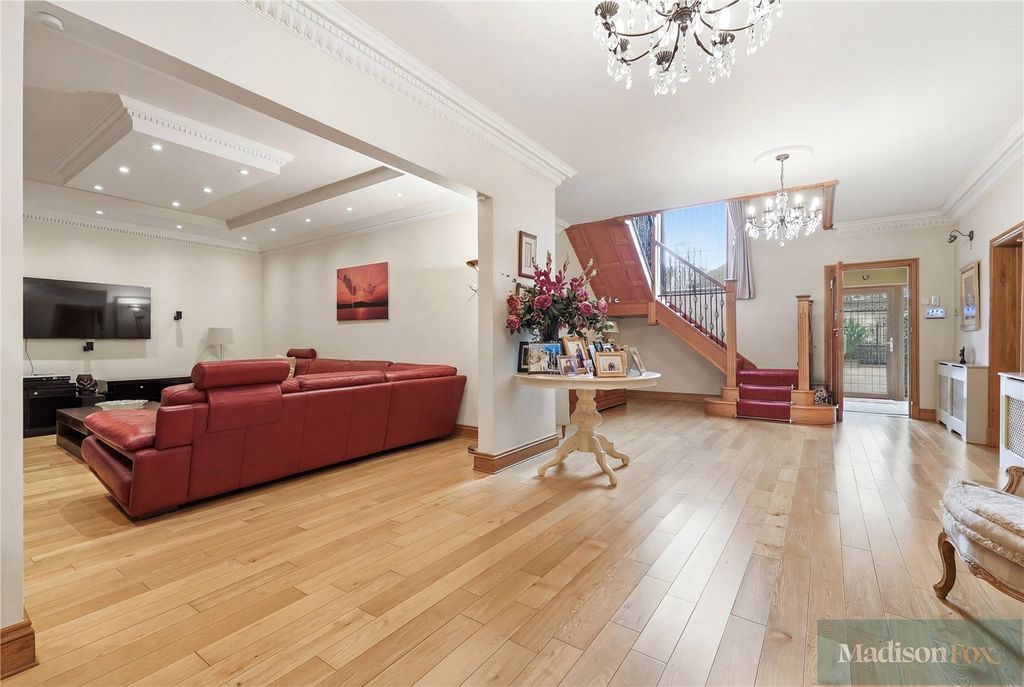 Additional image 3 of 6 bed detached house for saleTomswood Road, Chigwell IG7