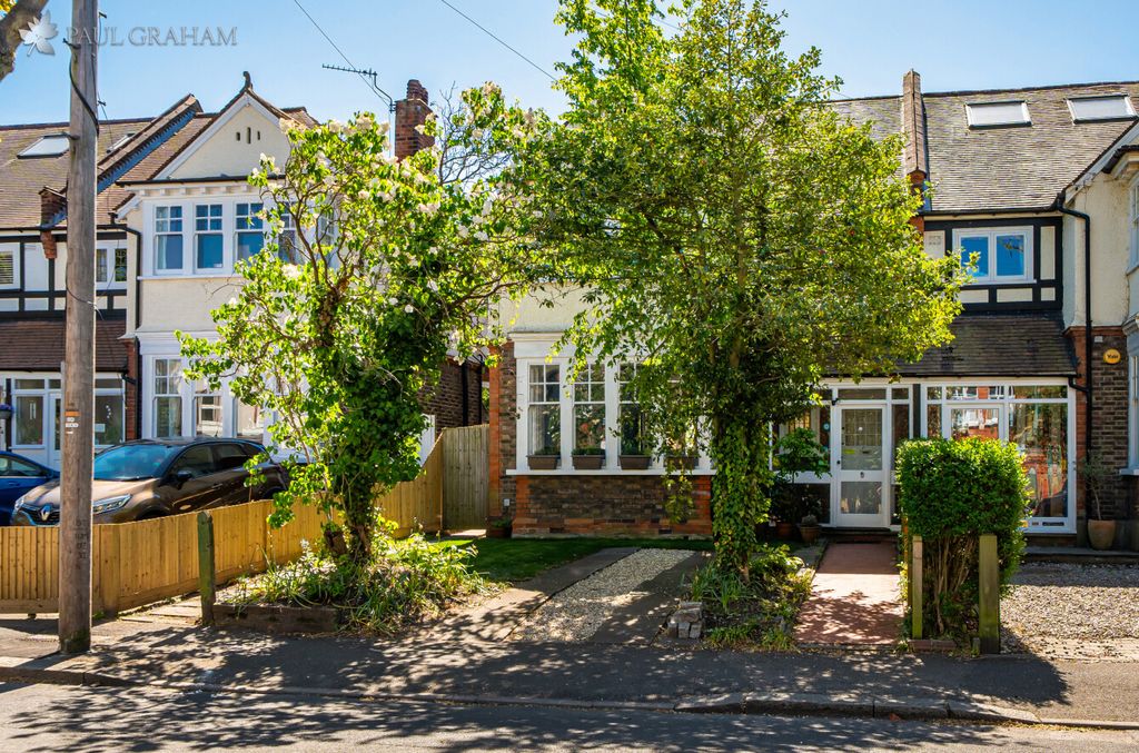 Additional image 15 of 4 bed semi-detached house for saleGrosvenor Avenue, Carshalton SM5