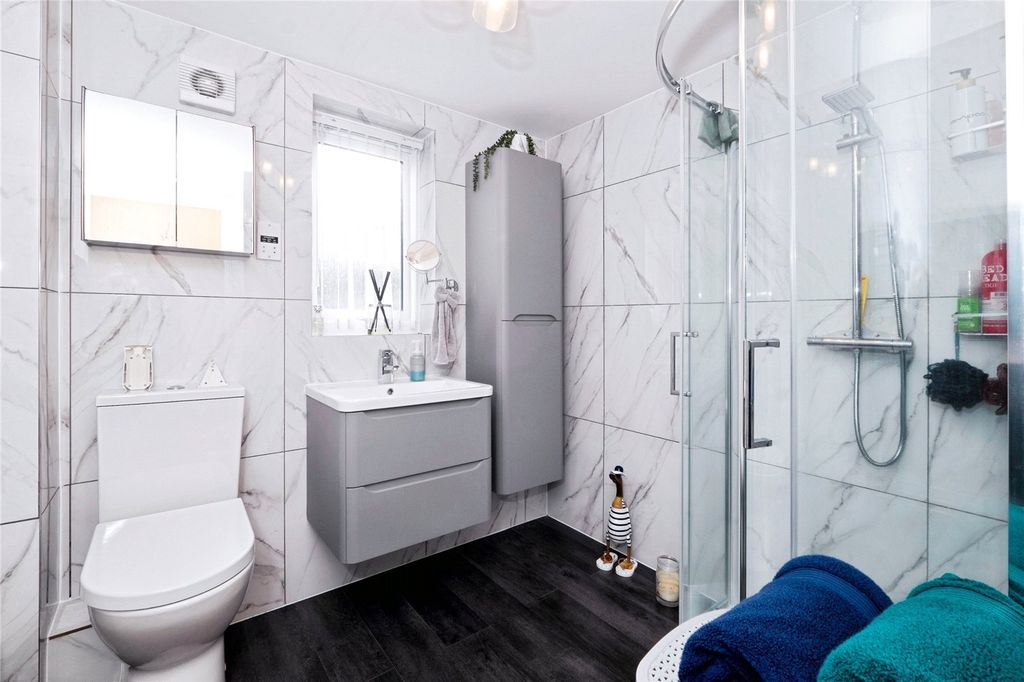 Additional image 4 of 1 bed flat for saleRotair Road, Camborne, Cornwall TR14