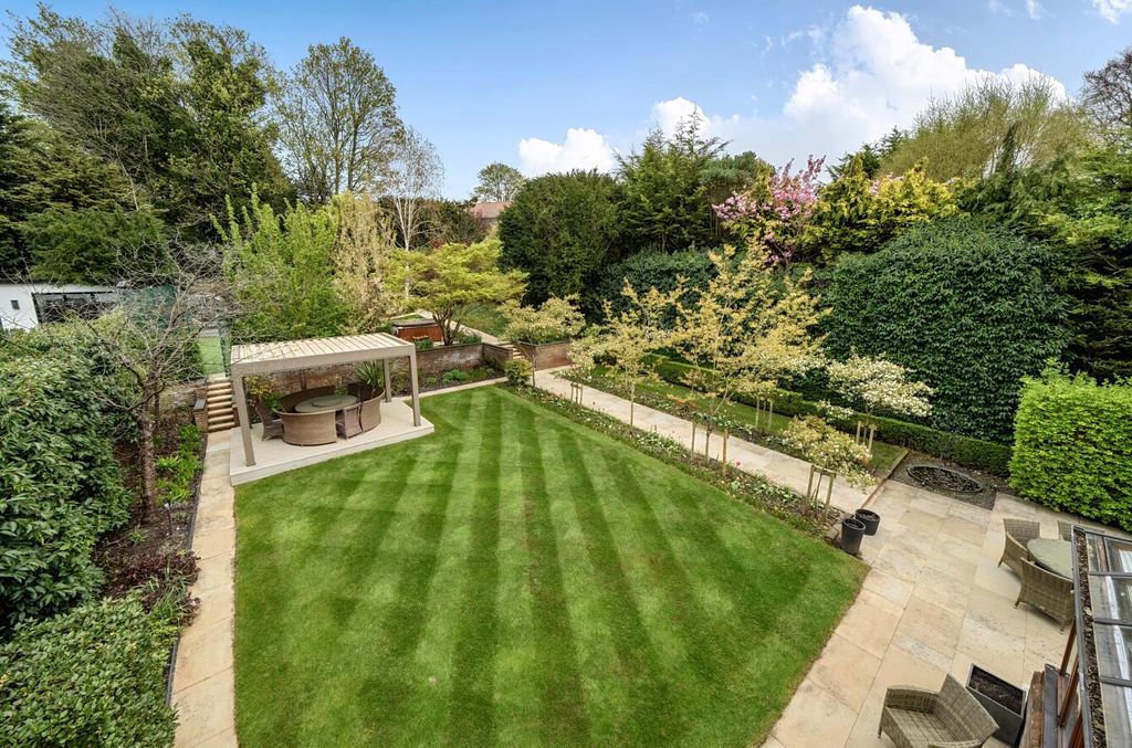 Additional image 21 of 5 bed detached house for saleProwse Avenue, Bushey Heath, Bushey WD23