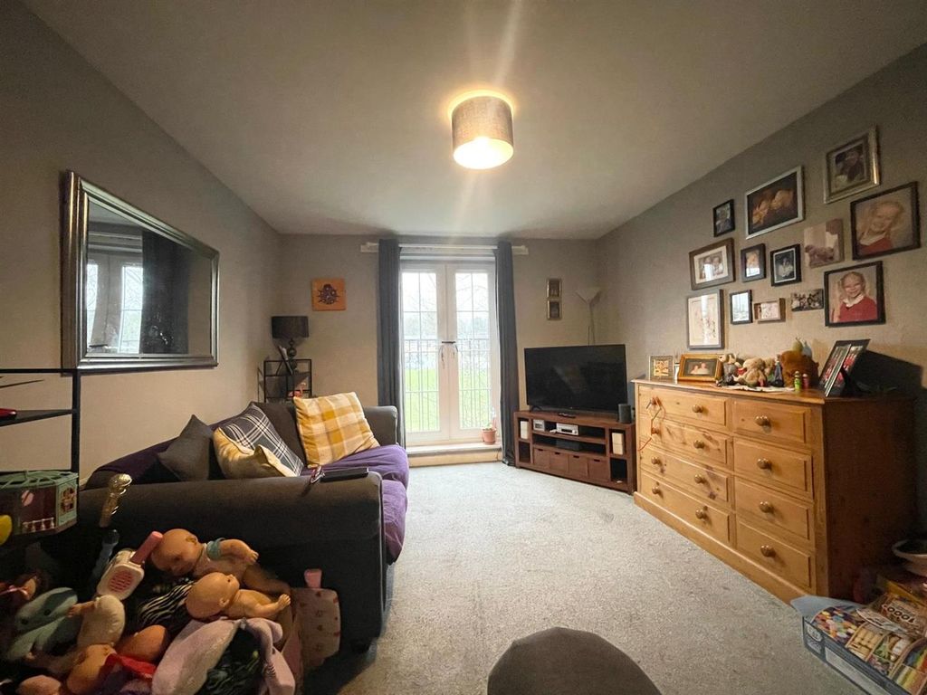 Additional image 2 of 2 bed flat for saleGreenbrook Road, Burnley BB12