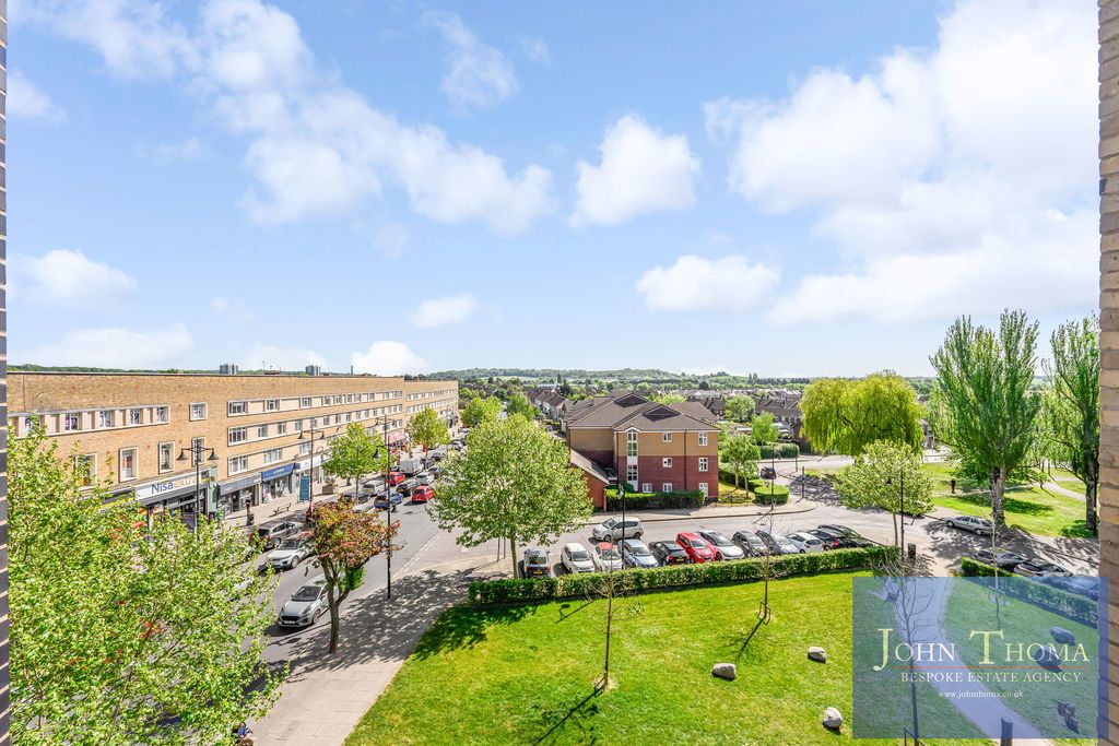 Additional image 8 of 2 bed flat for saleHyneholt House, Manford Way, Chigwell IG7