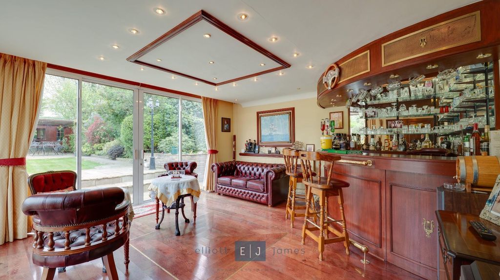 Additional image 15 of 5 bed detached house for saleLee Grove, Chigwell IG7