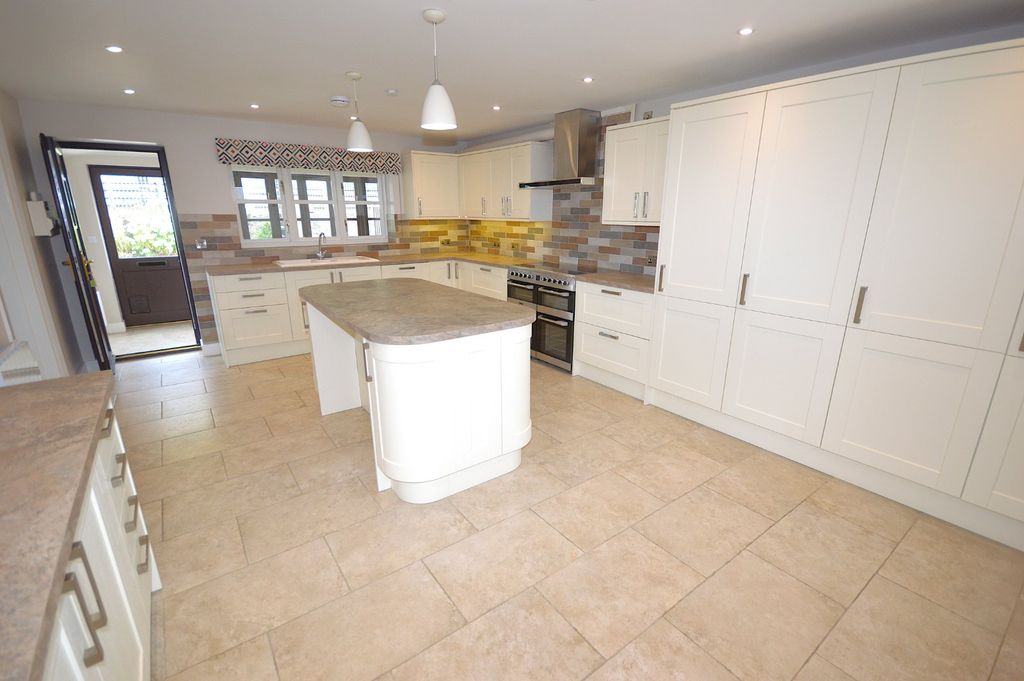 Additional image 6 of 3 bed semi-detached house for saleHenstablau, Llanidloes Road, Newtown, Powys SY16