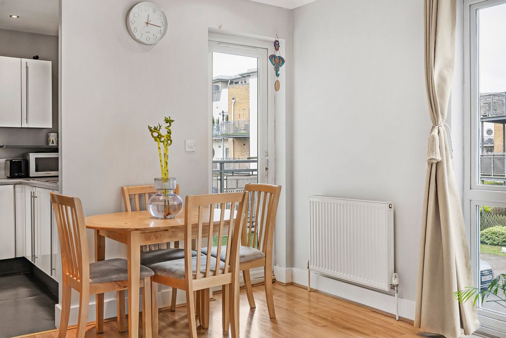 Additional image 9 of 2 bed flat for saleBridge Wharf, Chertsey, Surrey KT16
