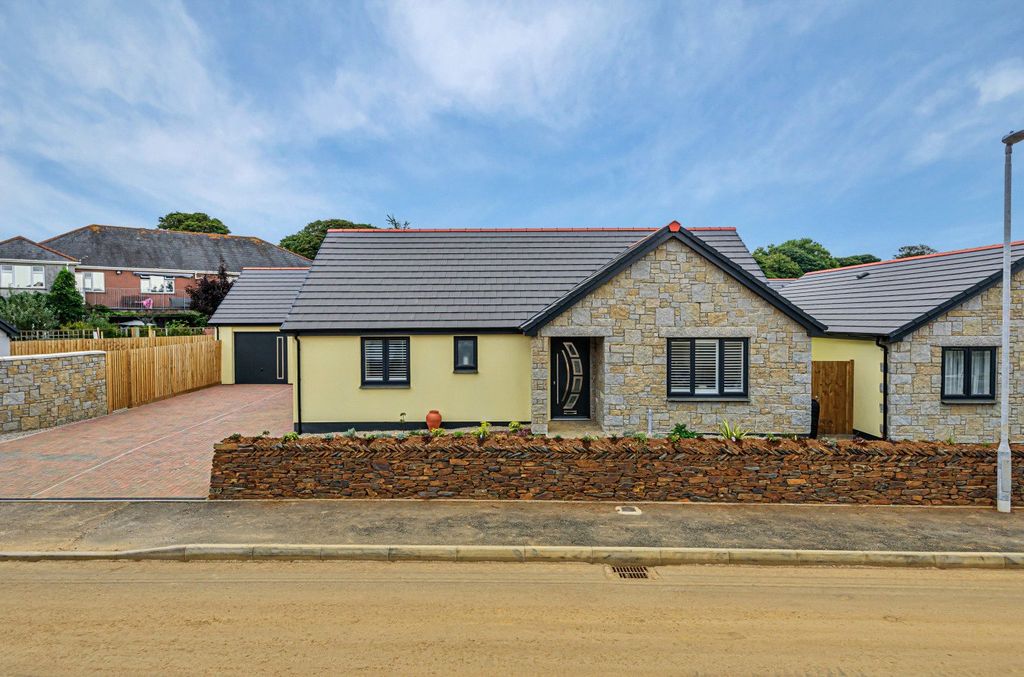 Additional image 10 of 3 bed bungalow for saleGwel Tregennow, Camborne, Cornwall TR14