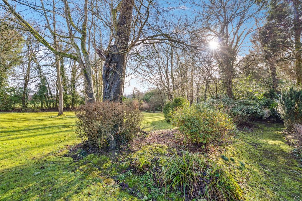 Additional image 30 of 2 bed flat for saleLycrome Road, Chesham, Buckinghamshire HP5