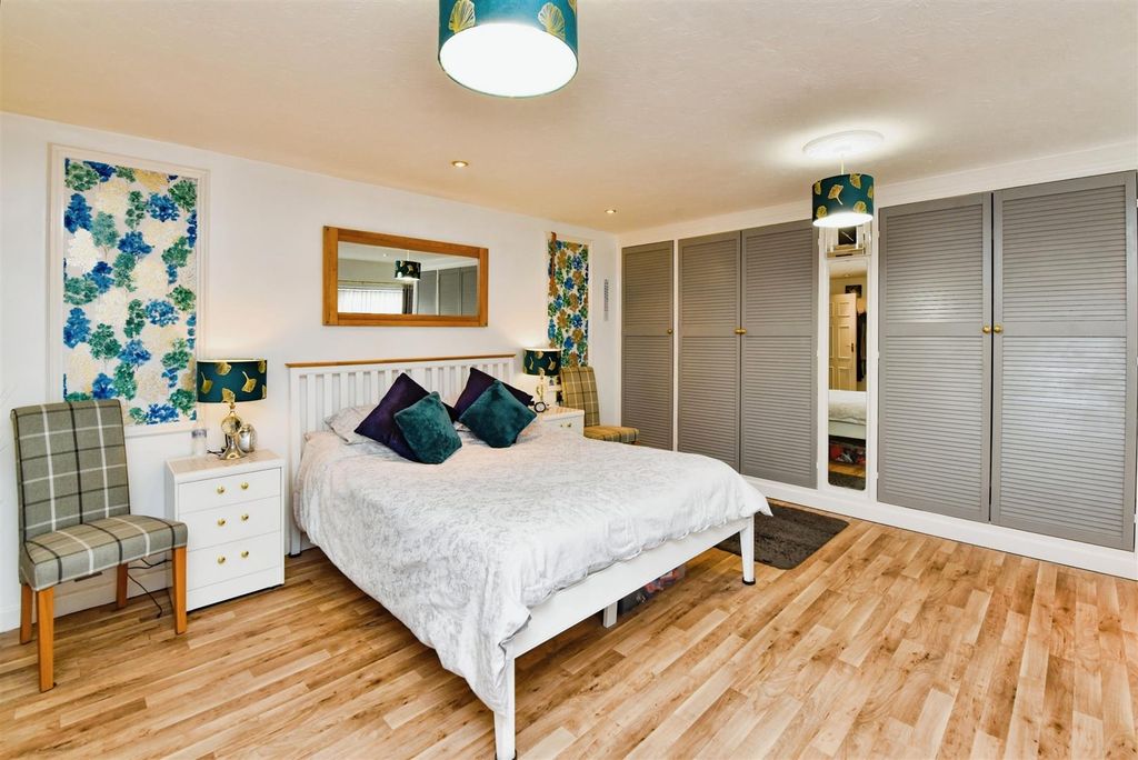 Additional image 14 of 14 bed detached house for saleLacock Road, Patterdown, Chippenham SN15