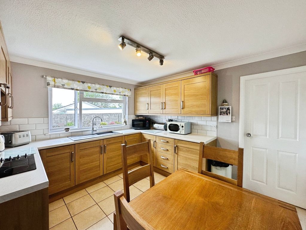 Additional image 3 of 3 bed detached bungalow for saleTregenna Fields, Camborne TR14