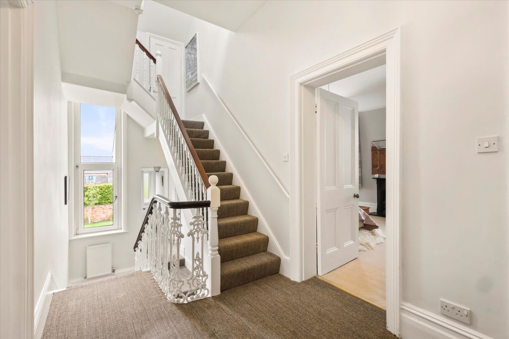 Additional image 17 of 5 bed detached house for saleQueens Road, Cheltenham, Gloucestershire GL50