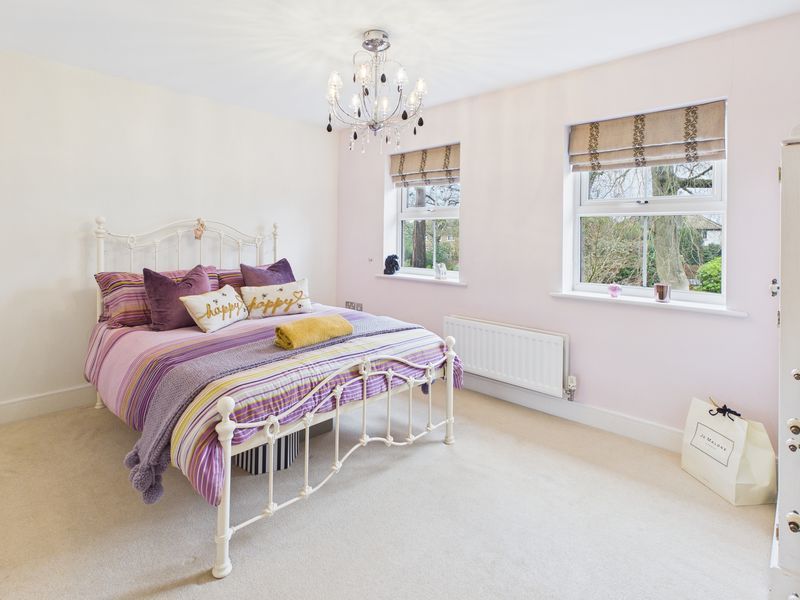 Additional image 20 of 5 bed detached house for saleNewbery Close, Caterham CR3