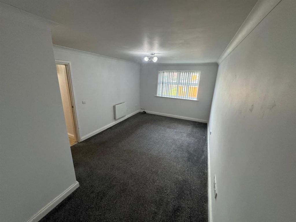 Additional image 7 of 2 bed flat for saleTottington Road, Bury BL8