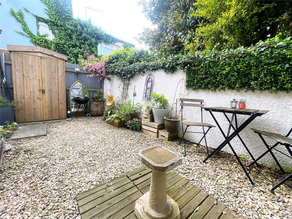 Additional image 10 of 2 bed flat for saleWest Way, Cirencester, Gloucestershire GL7