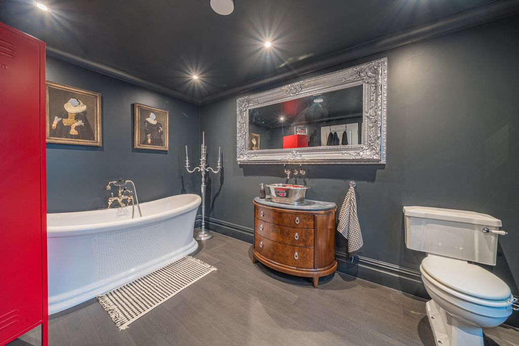 Additional image 22 of 5 bed detached house for saleSouth Hill, Chislehurst BR7