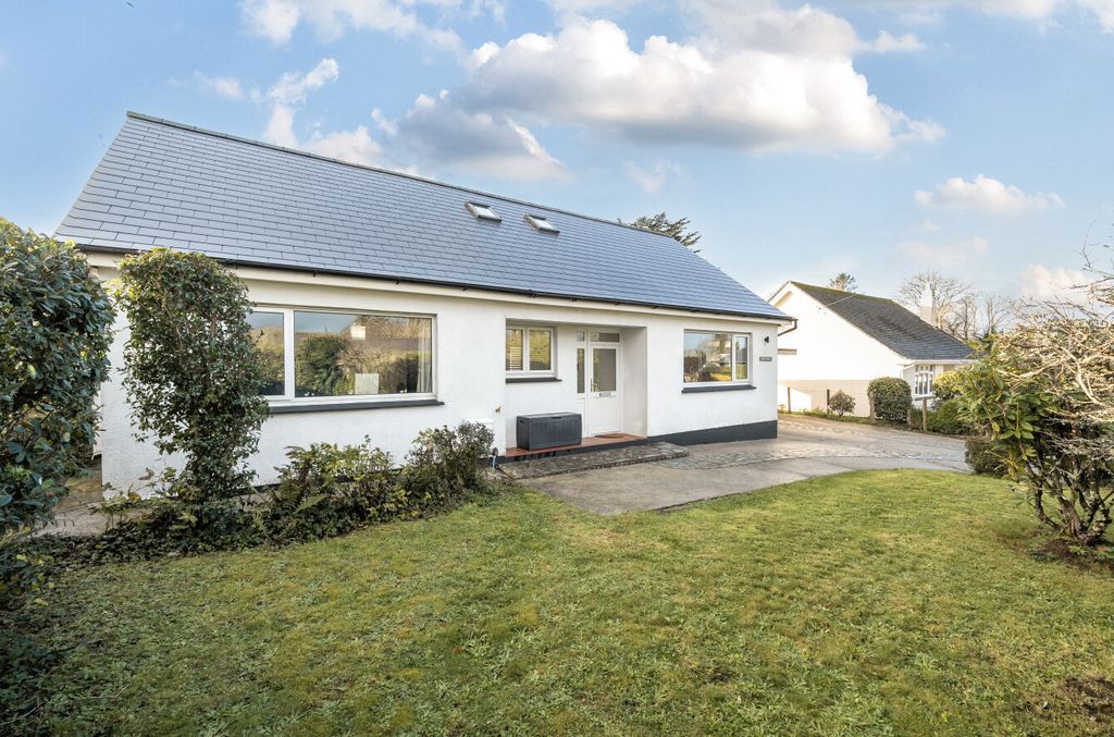 Additional image 14 of 5 bed bungalow for saleTregurthen Road, Camborne TR14