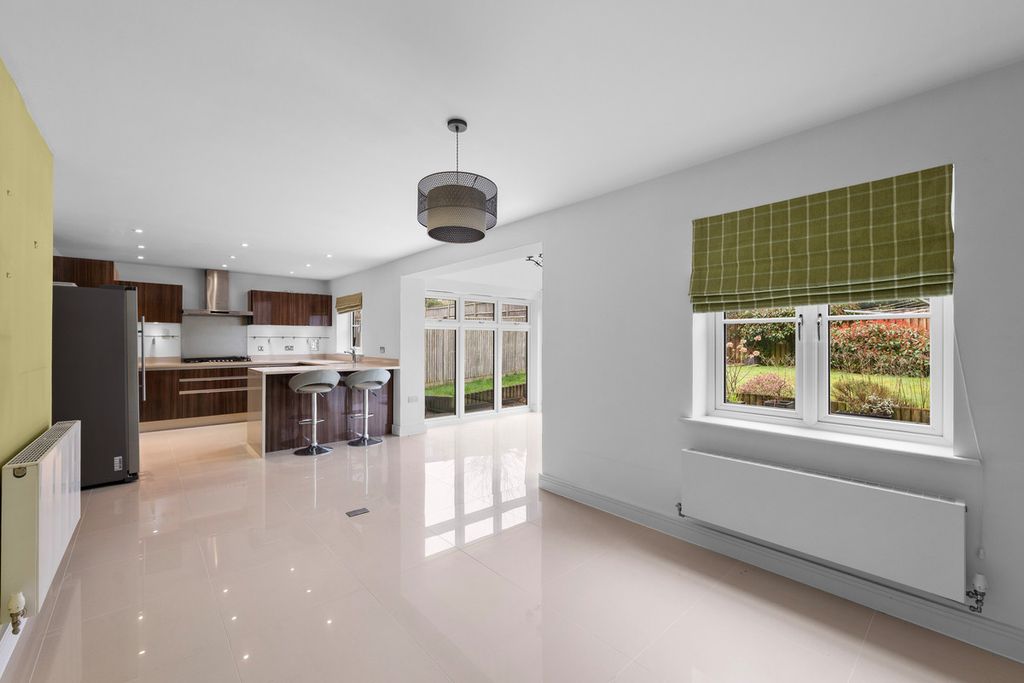 Additional image 4 of 5 bed detached house for saleHolland Park, Caterham CR3