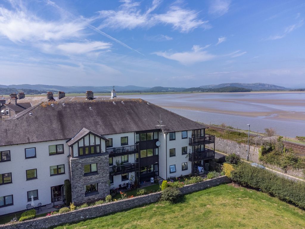2 bed flat for saleFlat 15, Ashleigh Court, Arnside LA5
