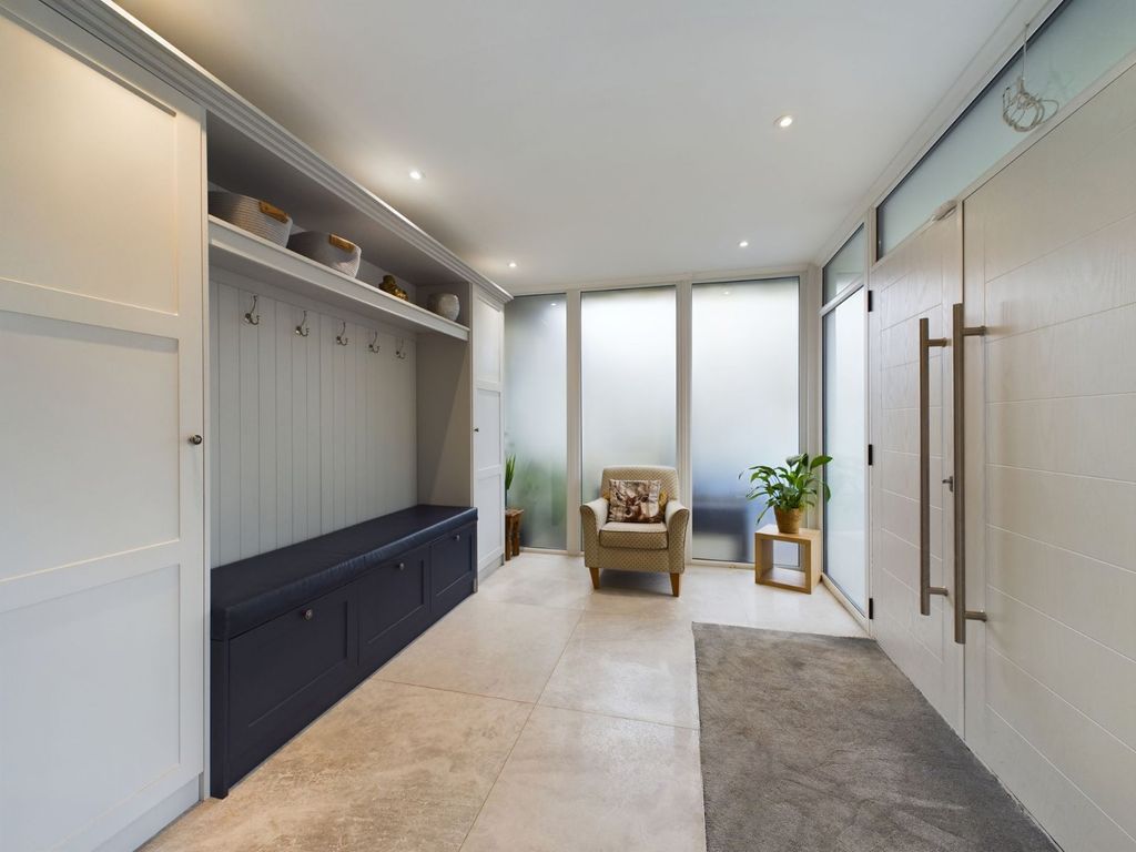 Additional image 10 of 7 bed bungalow for saleRuxbury Road, Chertsey, Surrey KT16