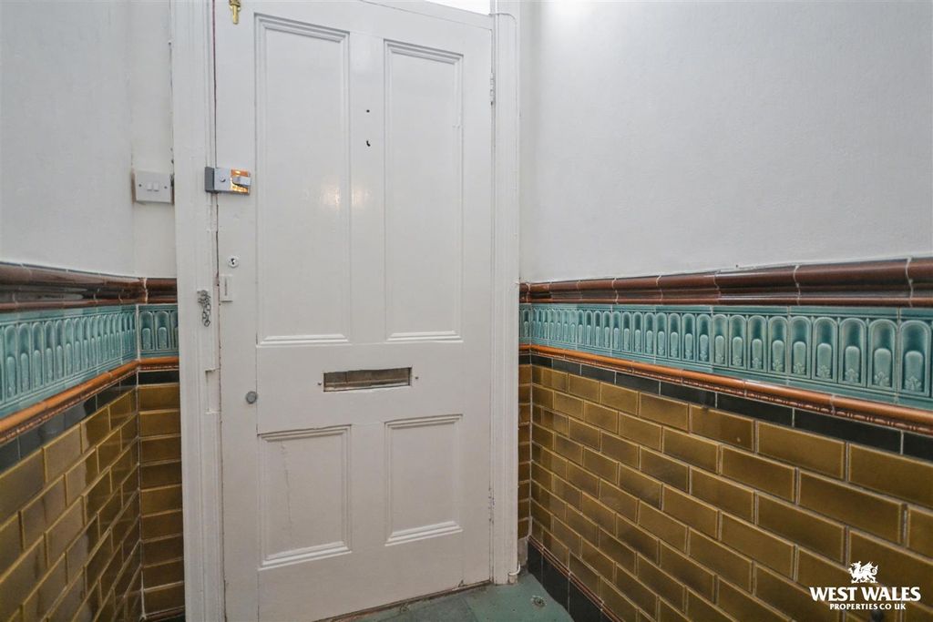 Additional image 15 of 5 bed semi-detached house for salePark Place, Cardigan SA43