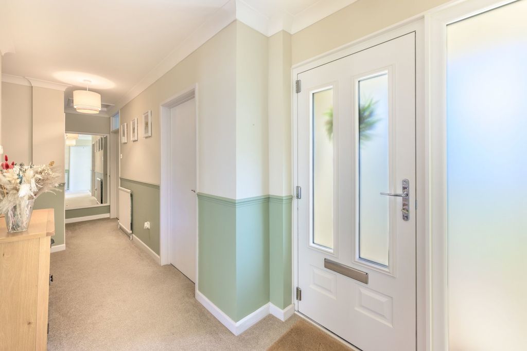 Additional image 5 of 4 bed bungalow for saleEastwood, Chatteris PE16