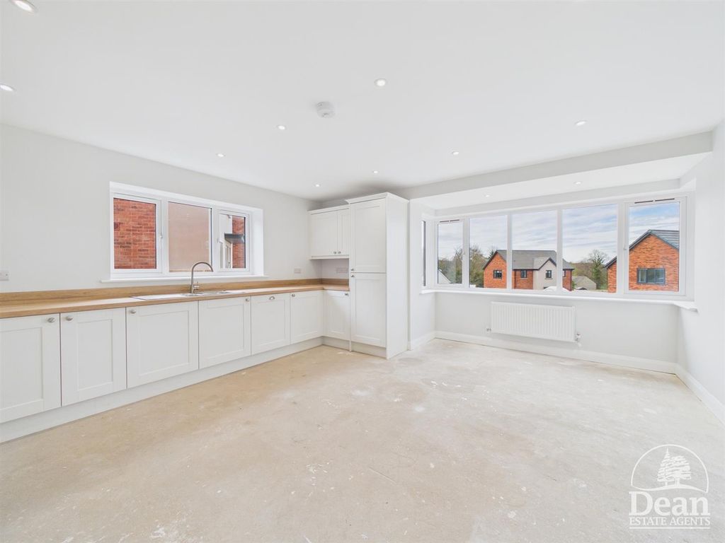 Additional image 15 of 4 bed detached house for saleSchool Close, Cinderford GL14