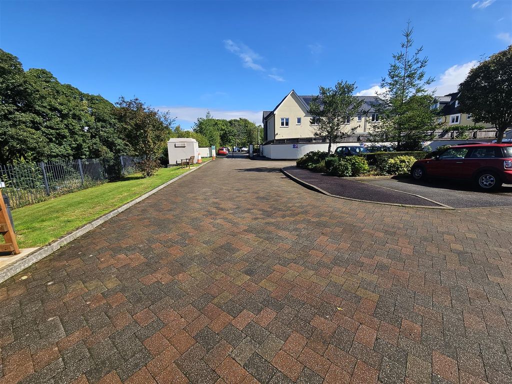 Additional image 14 of 1 bed flat for saleAbbey Rise, Tavistock PL19