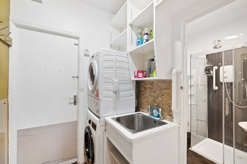 Additional image 18 of 6 bed semi-detached house for saleSalisbury Road, Carshalton SM5