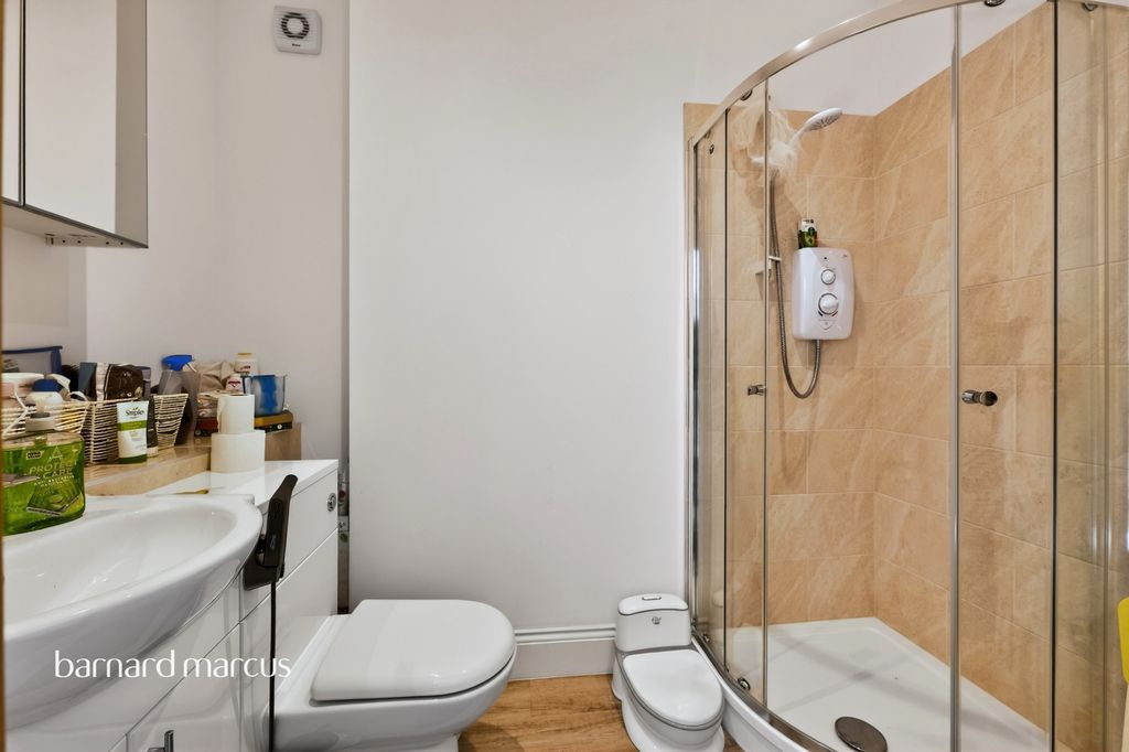 Additional image 7 of 2 bed flat for saleHoneywood Walk, Carshalton SM5
