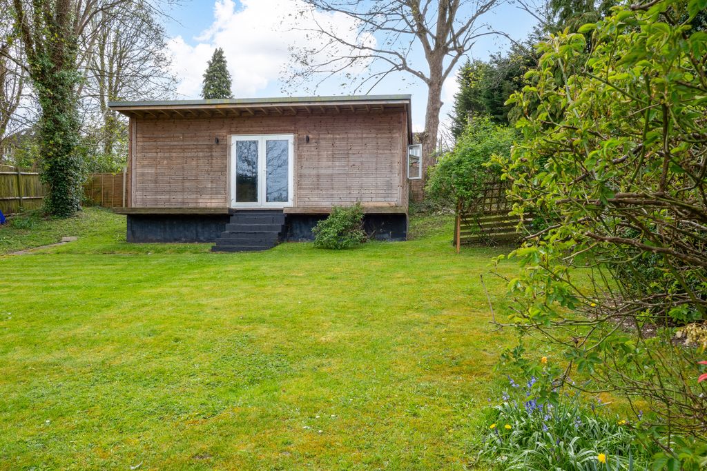 Additional image 40 of 5 bed detached house for saleCarshalton, Surrey SM5