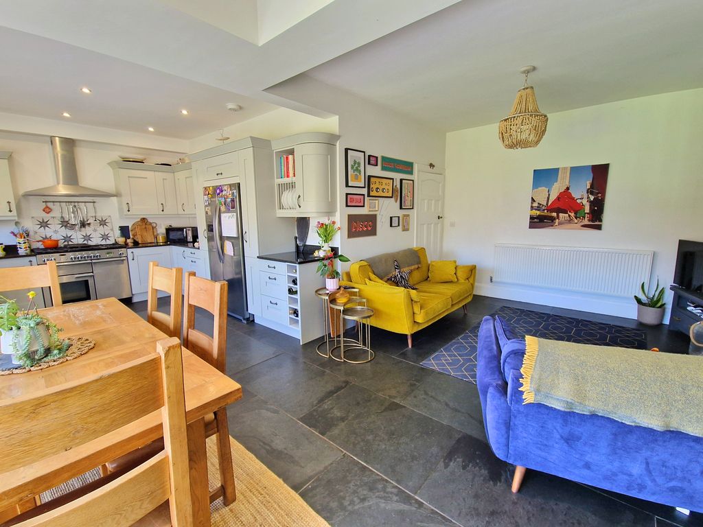 Additional image 6 of 6 bed semi-detached house for saleLougher Gardens, Porthcawl CF36