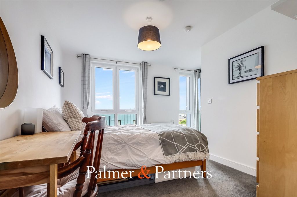 Additional image 11 of 2 bed flat for saleWharf Road, Chelmsford, Essex CM2
