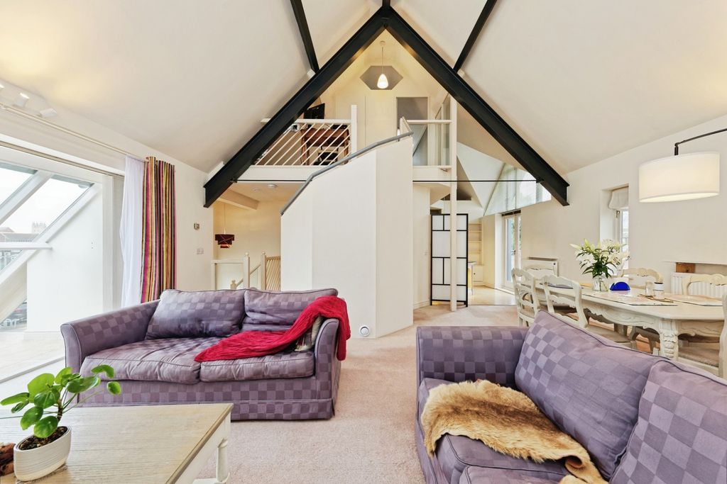 Additional image 2 of 3 bed flat for saleHolman Mews, Canterbury, Kent CT1