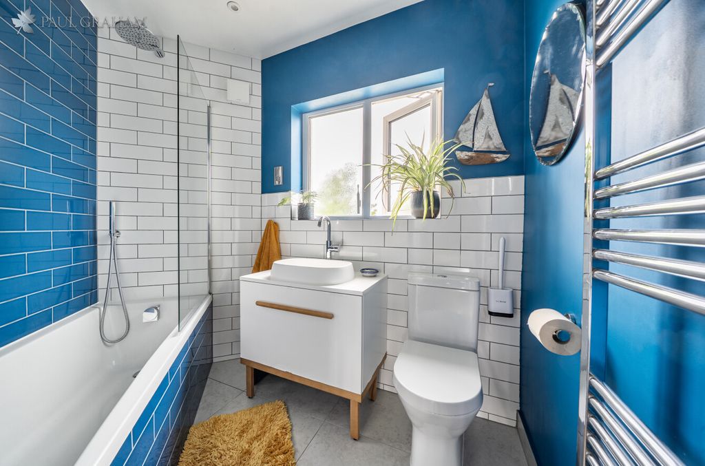 Additional image 15 of 3 bed flat for saleLavender Close, Carshalton SM5