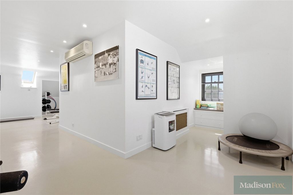 Additional image 40 of 5 bed detached house for saleHainault Road, Chigwell, Essex IG7