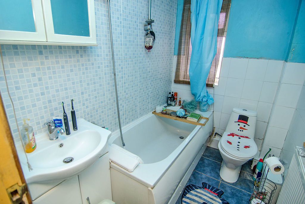 Additional image 8 of 2 bed flat for saleCottage Close, Burntwood WS7