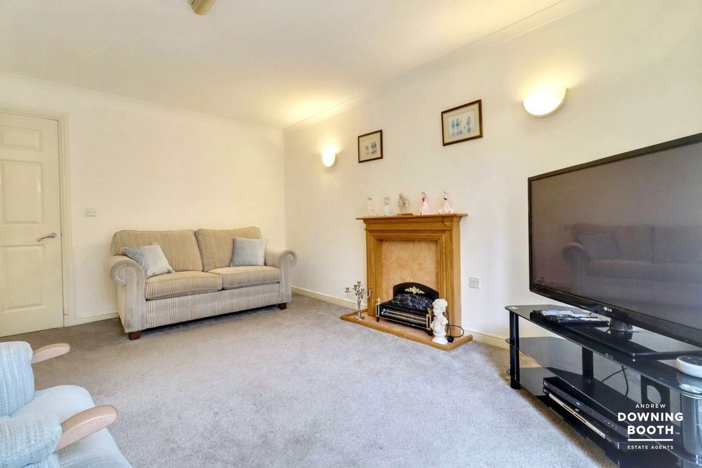 Additional image 12 of 1 bed flat for saleLower Sandford Street, Lichfield WS13