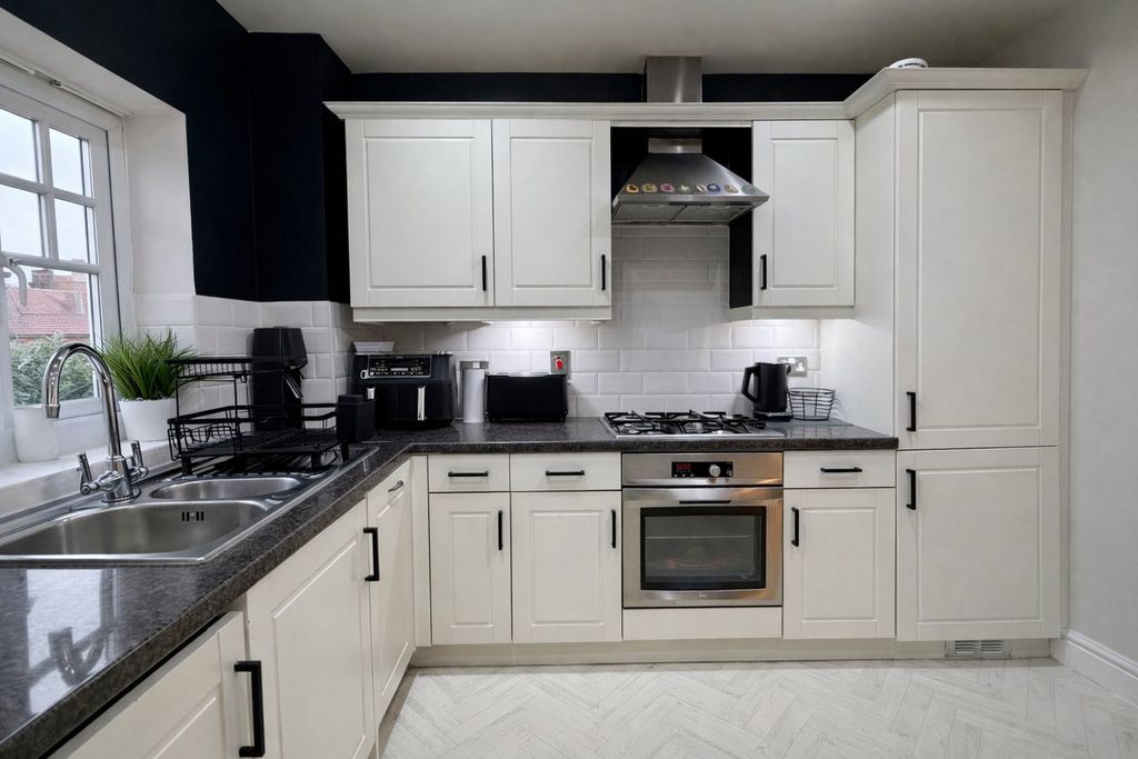 Additional image 3 of 2 bed flat for saleMiddle Gordon Road, Camberley GU15
