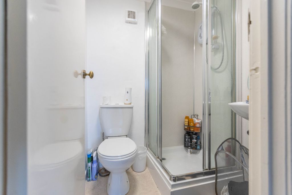 Additional image 9 of 2 bed flat for saleHill Street, Dunoon PA23