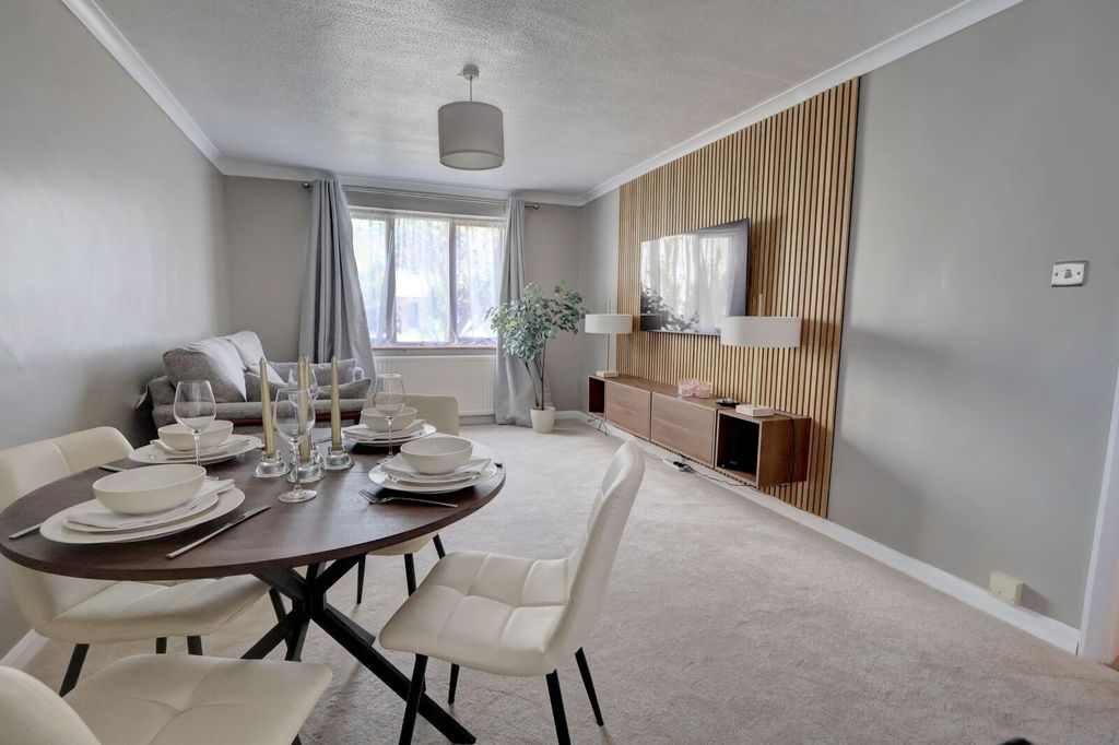 Additional image 13 of 1 bed flat for saleSummerleys Road, Princes Risborough, Buckinghamshire HP27