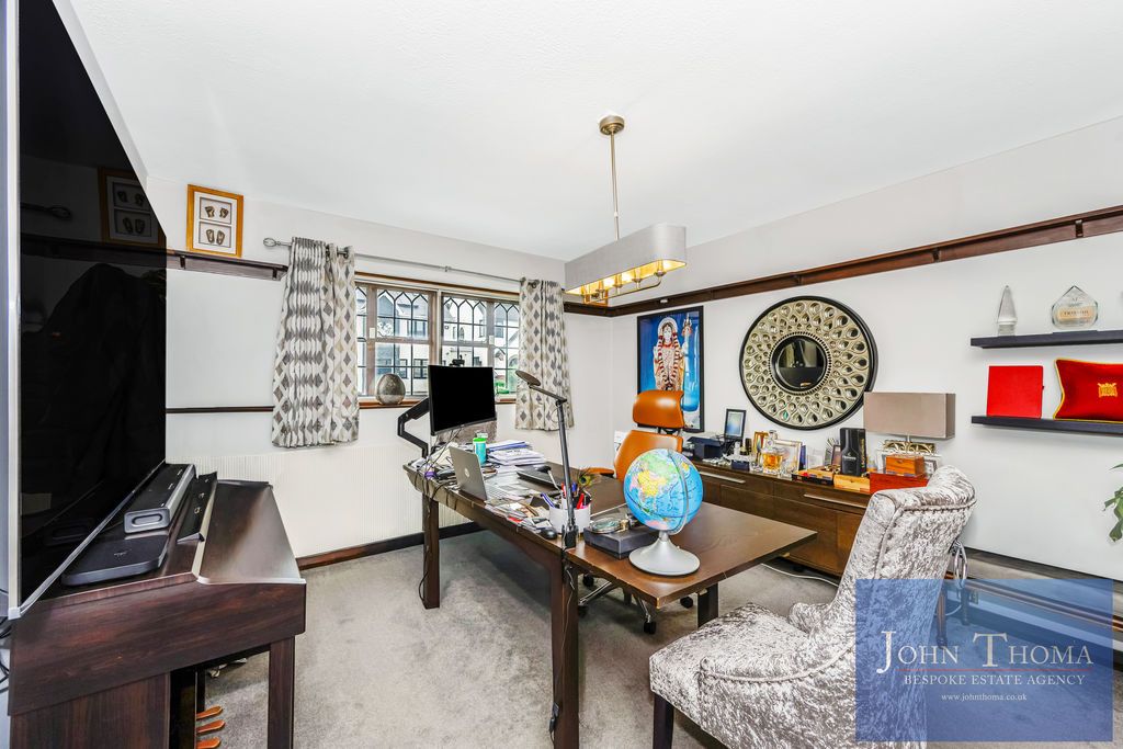 Additional image 8 of 4 bed detached house for saleChester Road, Chigwell IG7