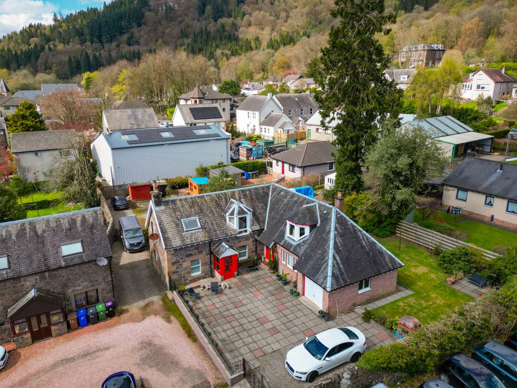 Additional image 24 of 3 bed detached house for saleAncaster Square, Callander FK17