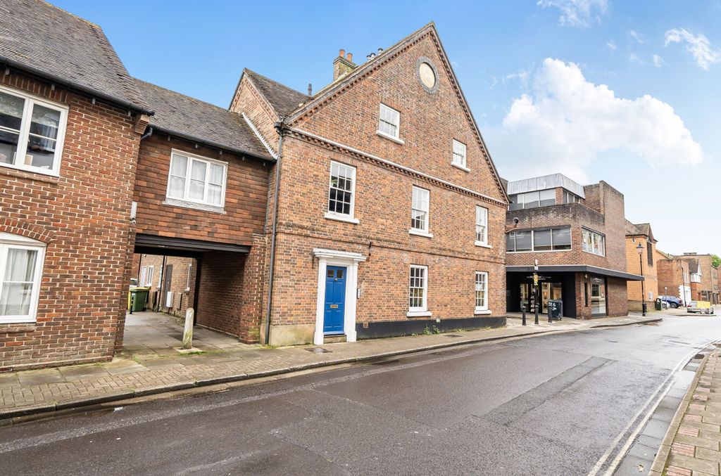 Additional image 12 of 3 bed flat for saleChapel Street, Chichester PO19