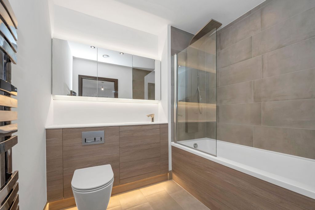 Additional image 11 of 2 bed flat for saleHarland Court, Bury St. Edmunds IP32
