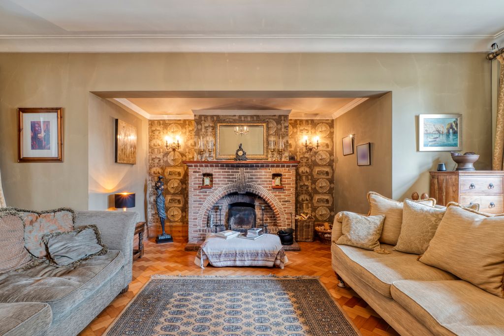 Additional image 3 of 5 bed detached house for saleCarshalton, Surrey SM5