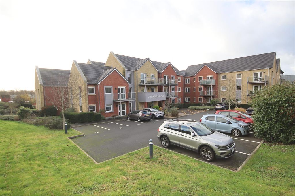 Additional image 12 of 2 bed flat for saleWestmead Lane, Chippenham SN15
